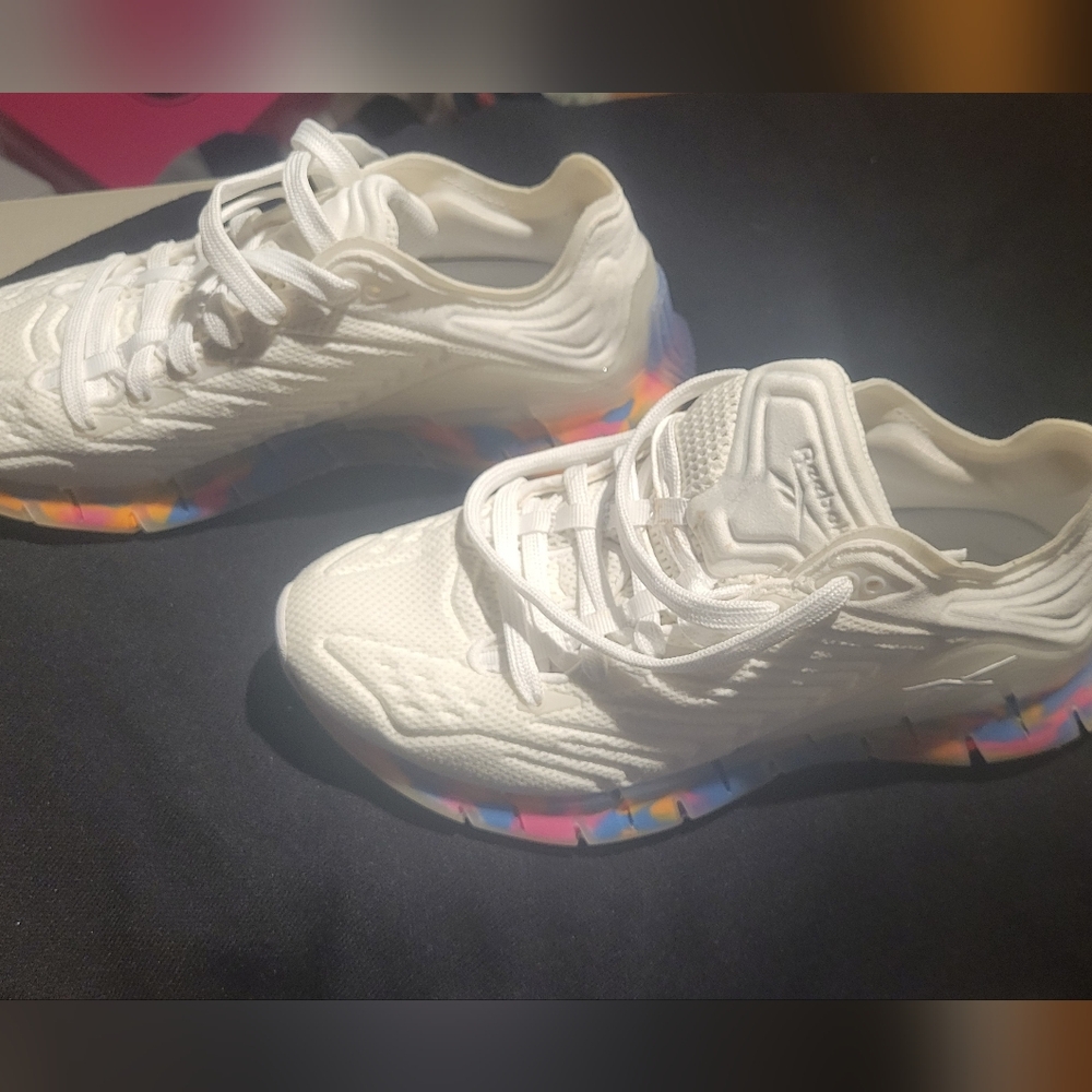 Reebok womans White Sneakers with Multicolor Sole